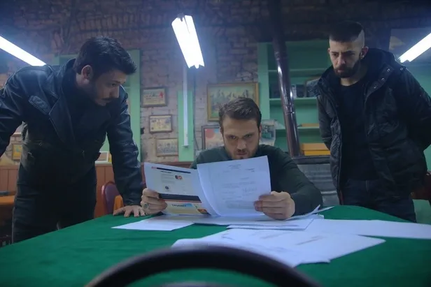 cukur-84-yeni-bolum-fragmani-yayinlandi-mi-cagatay-erdenetin-oyuna-girmesiyle-ortalik-karisiyor-1578948782381.jpg Çukur 84. yeni bölüm fragmanı yayınlandı mı? Çağatay Erdenet'in oyuna girmesiyle ortalık karışıyor-3
