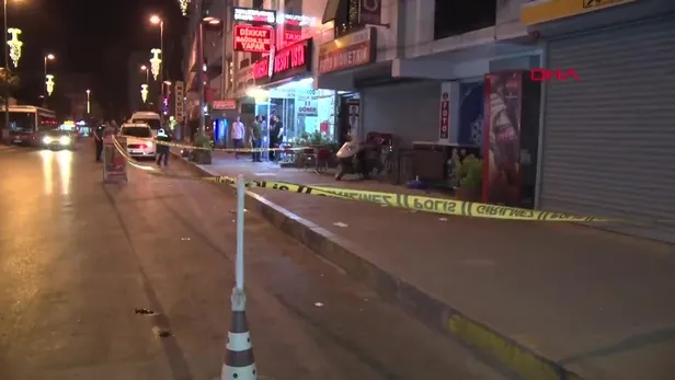 Gece yarısı silahlı saldırı dehşeti! 2 kişi yaralandı-1