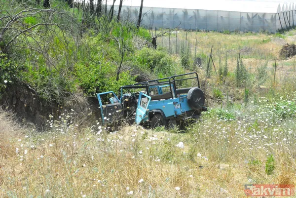 Turist taşıyan safari cipi uçuruma yuvarlandı! Ölü ve yaralılar var - 1