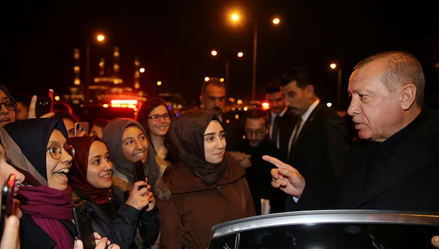 Başkan Erdoğan öğrencilerle sohbet etti