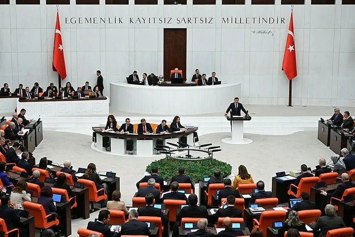 cumhurbaskani-yardimcisi-cevdet-yilmazdan-buyume-mesaji-imfnin-ongorusunu-astik-1702300536525.jpeg Cumhurbaşkanı Yardımcısı Cevdet Yılmaz'dan büyüme mesajı: IMF'nin öngörüsünü aştık-2