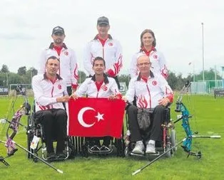 Paralimpik okçulardan iki altın madalya