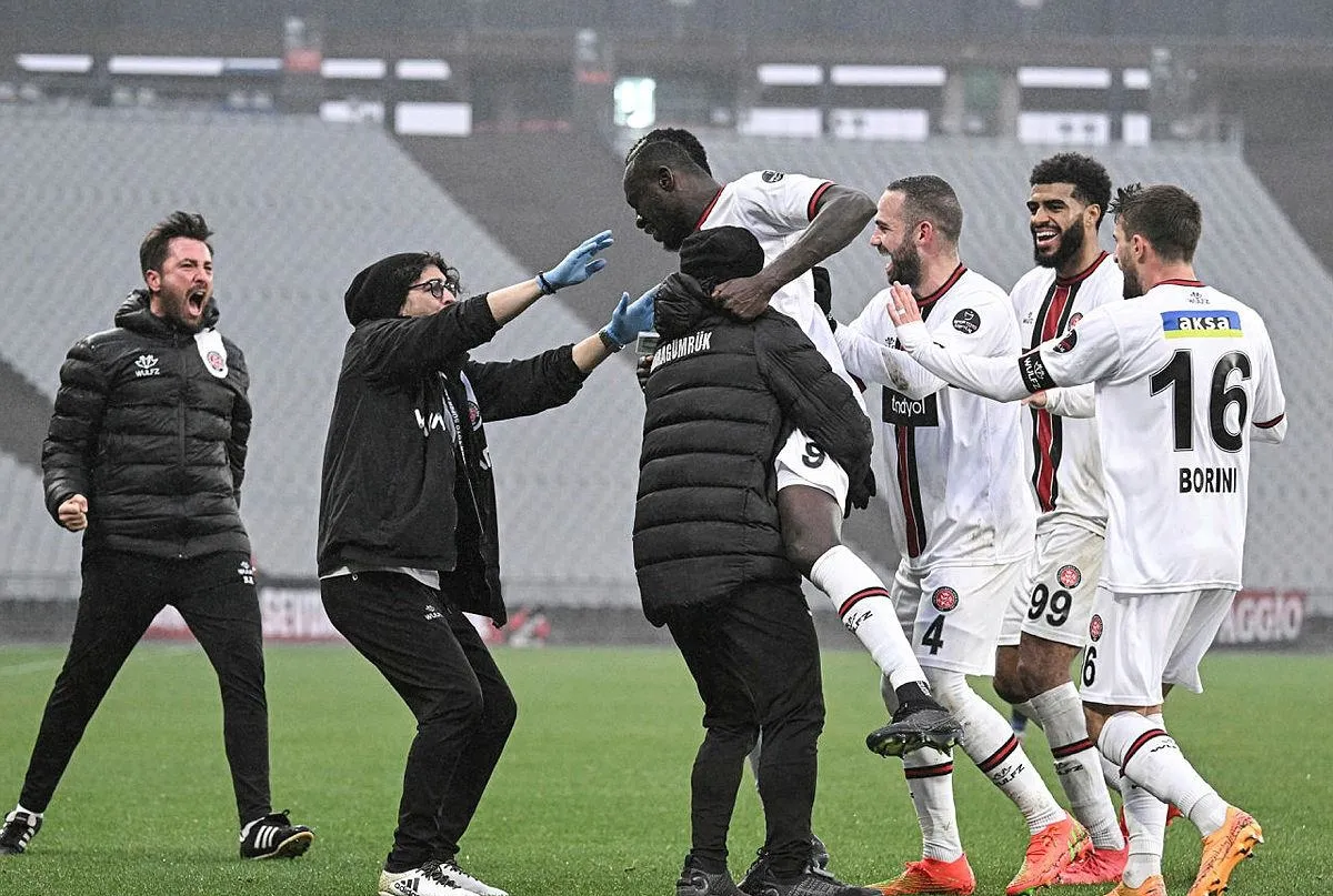 Fatih Karagümrük yenilmiyor!