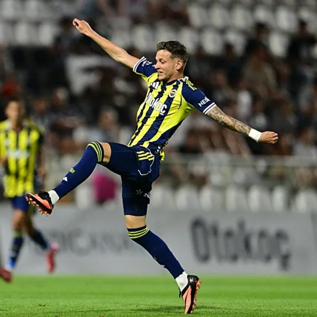 Fenerbahçe’de Szymasnki belirsizliği