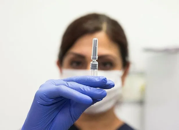 Son dakika: Çin aşısı gönüllü vatandaşlar üzerinde de uygulanmaya başlandı! İşte ilk görüntüler-9