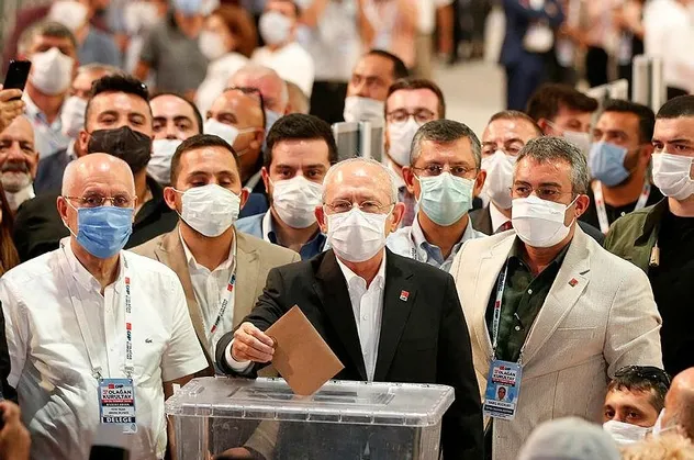 CHP’yi dizayn ettiler: İşte entrikalarla dolu kurultayın perde arkası