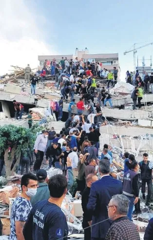 Geçmiş olsun Türkiye! İzmir 6.9 şiddetindeki depremle dehşeti yaşadı