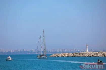 Antalya Limanı’ndan 7 yıl önce ayrılan Zehra-Hasan Şirin çifti dünya turunu tamamladı! Motorlar arızalandı korsanlar taciz etti