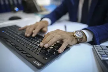 Kamuda iş kapısı açıldı