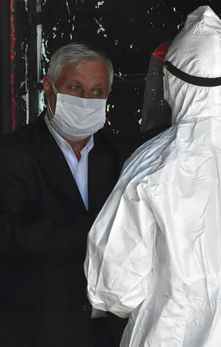 Yolcu otobüsünde koronavirüs alarmı! Ekipler harekete geçti