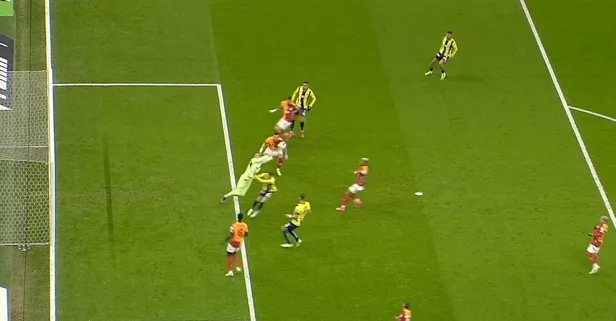 Fenerbahçe Galatasaray maçında gol bekledi! Derbide kritik an