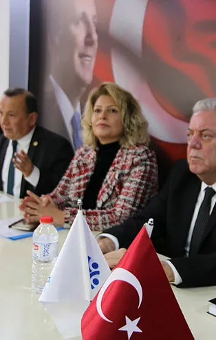 Eski CHP'li vekil Hüseyin Avni Aksoy'dan CHP'ye sert sözler: Şiraze kaydı!