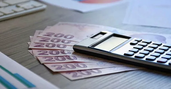 EMEKLİYE 13’ÜNCÜ MAAŞ! Asgari ücret, emekli ve memur maaşı ile bayram ikramiyesine ek zam geliyor!