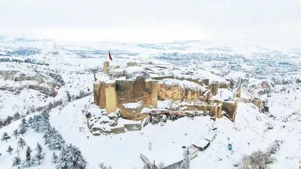 kuresel-iklim-krizi-turkiyede-etkisini-gosteriyor-dogu-kar-duasina-cikti-1674861557903.jpeg Doğu kar duasına çıktı! Küresel iklim krizi Türkiye’de etkisini gösteriyor-1