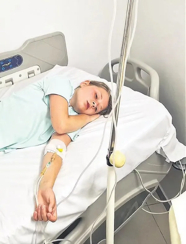 ingilizler-turkiyenin-turizm-sektorunu-hedef-aldi-salmonella-iddiasi-1685822726254.jpeg İngilizler Türkiye'nin turizm sektörünü hedef aldı! Salmonella iddiası...-2