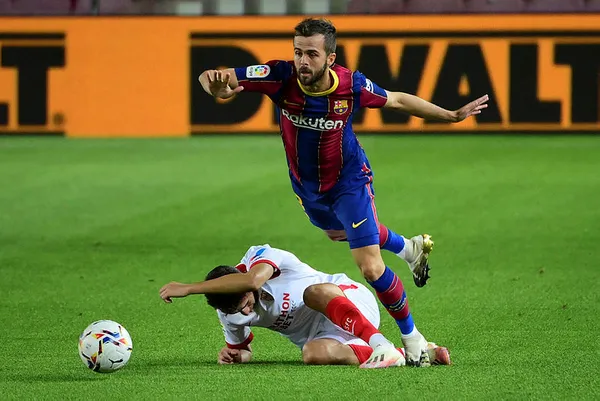 1630657465863.jpg Fenerbahçelilerden Ali Koç'a Pjanic isyanı! 3 yıl oldu ama...-3