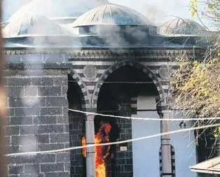 Kurşunlu Camii’ni yaktılar