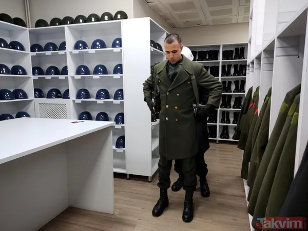 Anıtkabir askerleri kaç saat nöbet tutuyor? Anıtkabir'de saygı nöbeti tutan askerler işte böyle seçiliyor - 16