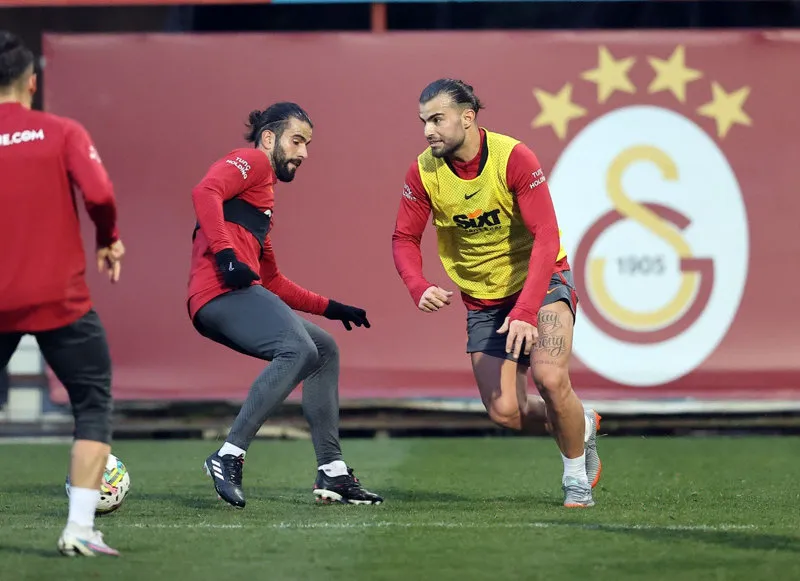 Galatasaray sahneye çıkıyor! İşte Okan Buruk'un Kasımpaşa maçı 11'i - 26