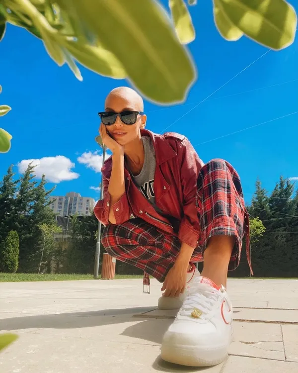 simal-hayranlarini-korkuttu-kanseri-tedavisi-goren-sarkici-apar-topar-hastaneye-kaldirildi-1626281559507.jpg Şimal hayranlarını korkuttu! Kanser tedavisi gören şarkıcı apar topar hastaneye kaldırıldı-5