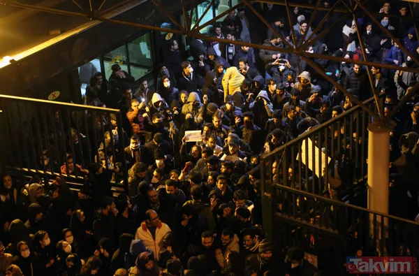 İran’da rejim karşıtları sokakta! "Düşmanımız burada, yalan yere ABD diyorlar" - 16