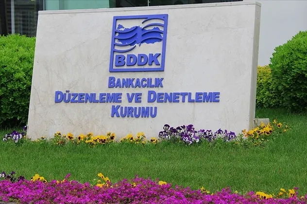 BDDK'nın TL kredilere erişimde döviz sınırı düzenlemesi yarın yürürlüğe giriyor