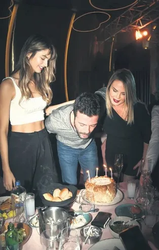 Lider Şahin'in doğum gününde samimi anlar! İrem Derici'ye duvar ören Didem Şahin Ecem Çırpan'a onay verdi