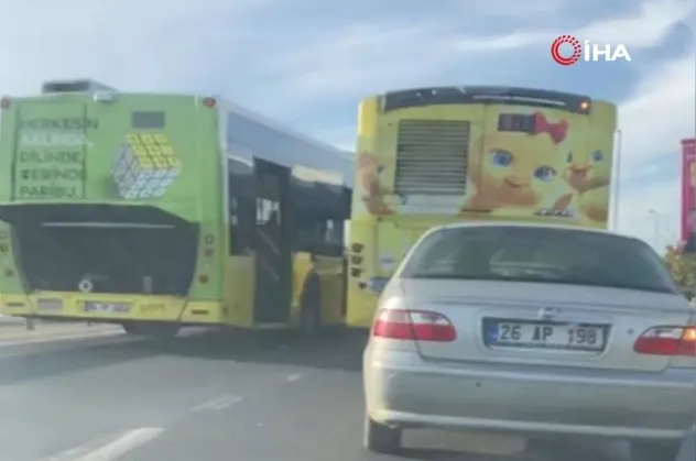 Yine İETT otobüsü yine arıza: Adres bu kez Eyüpsultan! Trafik felç oldu