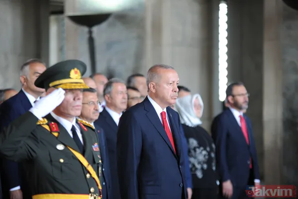 Büyük Zaferin 97'nci yıl dönümü! Anıtkabir'den özel kareler - 36