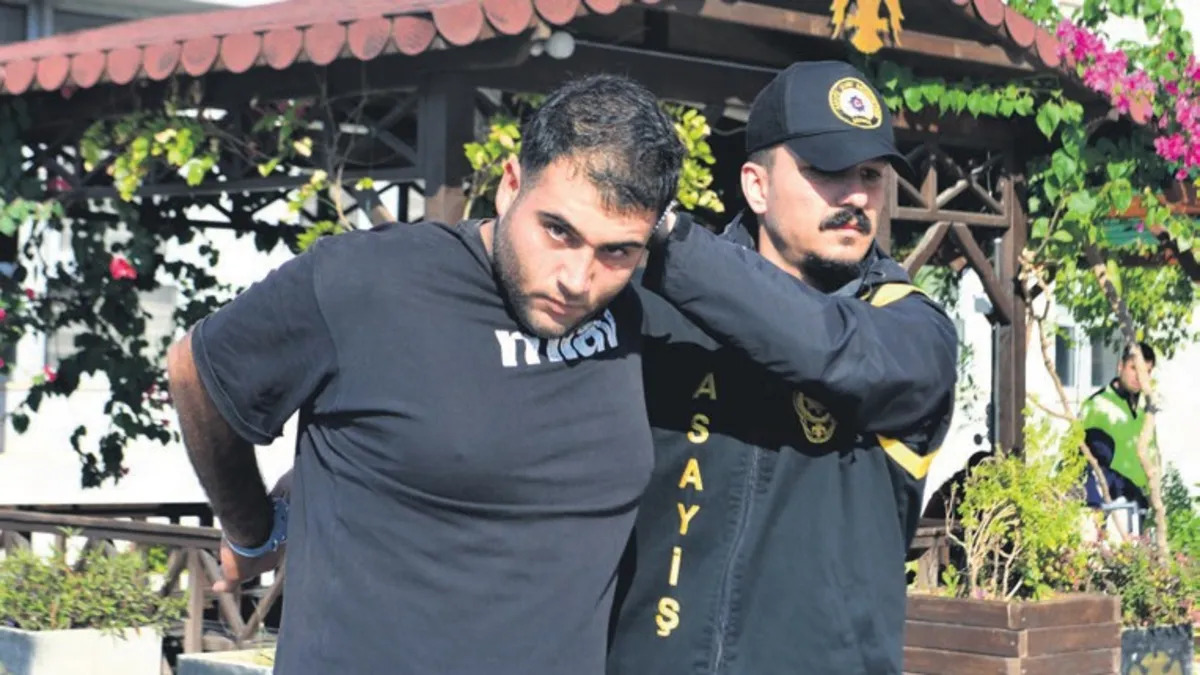 Adana’da yasak aşk kavgası sokakta bitti! Kayınbiraderini katletti