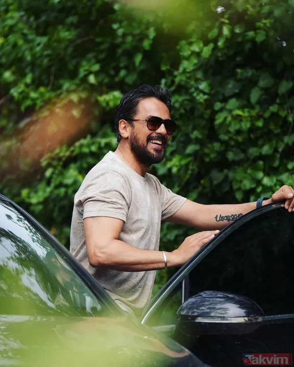 Emre Altuğ ‘ne sevmiştim’ deyip eskilerden bahsetti! O kareyi görenin ağzı açık kaldı! Meğer Çağla Şıkel’in minik oğlu Uzay... - 12