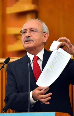 KK salladığı belgeleri parti yönetiminden de kaçırıyor