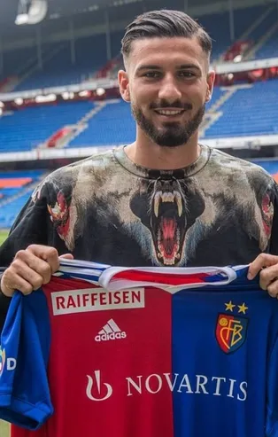 Fenerbahçe'de Kemal Ademi tamam! Sıradaki isim Bakasetas