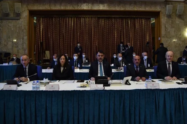 Bakan Kurum Meclis'te HDP'li vekillere haddini bildirdi: Sırtını mafyaya, FETÖ'ye, PKK'ya dayayıp...-3