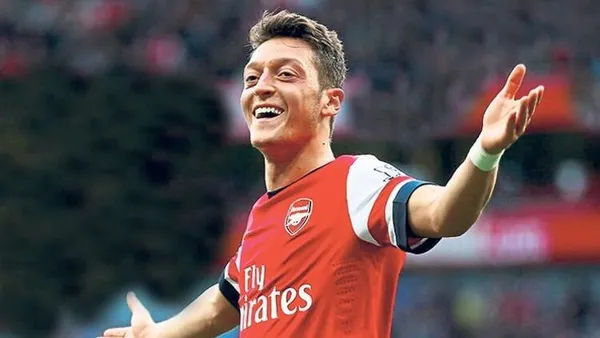 mesut-ozil-imza-toreni-ne-zaman-mesut-ozil-imza-toreni-nasil-izlenir-1611391778694.jpg