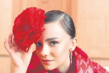 Bahar Şahin ve İspanyol şarkıcı Joan Garrido ayrıldı! Birbirlerini tek kalemde sildiler