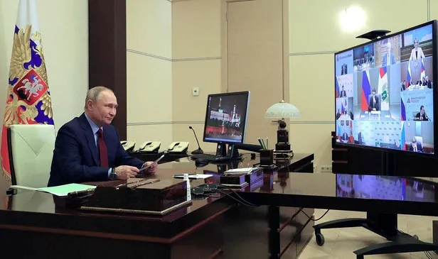 iki-ucu-keskin-silah-putin-ve-abden-karsilikli-restlesmeler-yaptirimlar-pes-pese-aciklandi-1649188218282.jpeg İki ucu keskin silah! Putin ve AB'den karşılıklı restleşmeler: Yaptırımlar peş peşe açıklandı-2