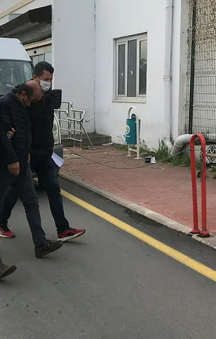 Adana'da FETÖ operasyonu: 3 gözaltı