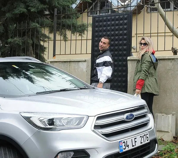 2 buçuk milyon TL'lik lüks cip, 200 bin TL'lik tektaş, 340 bin TL'lik saat... Öykü Çelik'in ayakları yere basmıyor-12