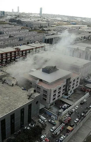 Beylikdüzü'nde korkutan yangın