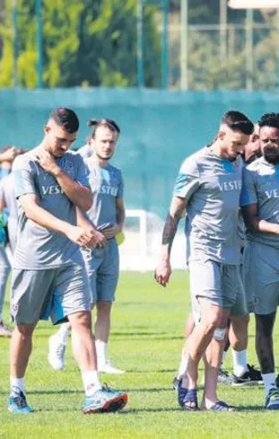 Trabzonspor taraftarından Sosa'ya: Bizi bırakıp gidemezsin!