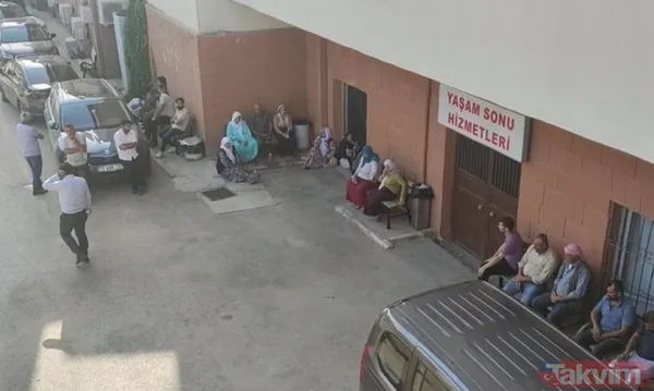 Öte Yandan Hasan Karaaslan'ın, Önce 3 Kızını Daha Sonra Silah Sesleri Üzerine Uyanan Ve Çığlık Atmaya Başlayan Eşini Öldürdüğü Belirtildi.