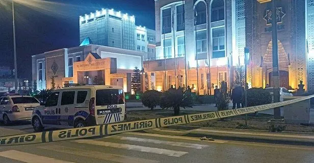 Osmaniye Belediye Başkanlığı binasına silahlı saldırı! Polis harekete geçti: 5 gözaltı
