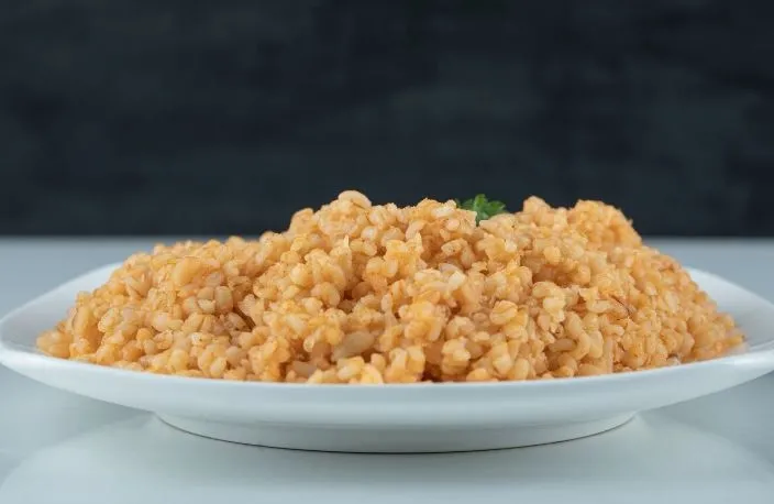 bulgur-pilavinin-bilinmeyen-puf-noktasi-1-kasik-eklemek-lezzetini-arttiriyor-1726497674462.jpg Bulgur pilavının bilinmeyen püf noktası! 1 bardak eklemek lezzetini arttırıyor-2