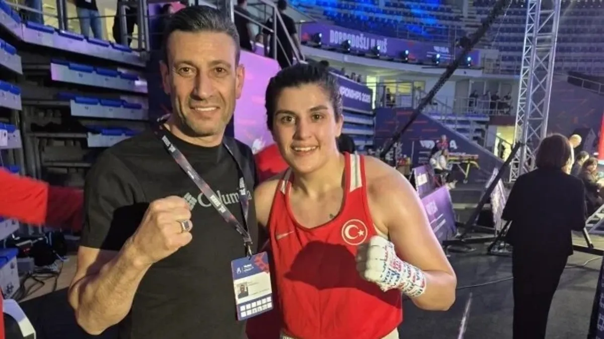 Kadınlar Dünya Boks Şampiyonası’nda 4 sporcumuz madalyayı garantiledi!