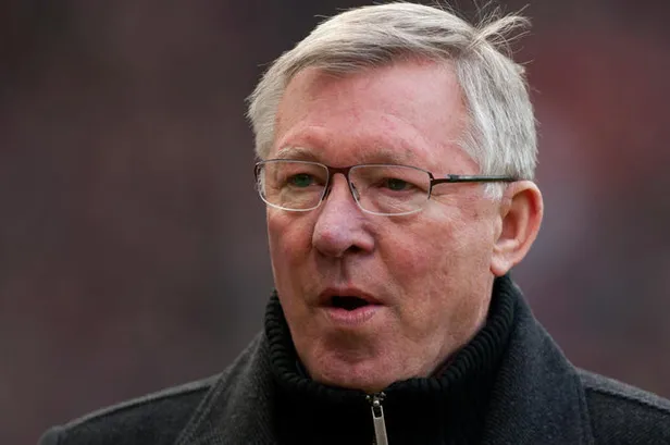 Manchester United'in efsane antrenörü Alex Ferguson'ın sakızı rekor fiyata satıldı!-2