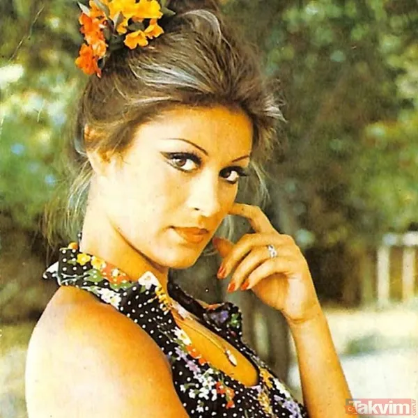 Ateş burcu kırmızı sever! Yeşilçam’ın 70’lik güzelinden parmak ısırtan tatil pozları - 8