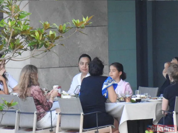 Bergüzar Korel ile Halit Ergenç çiftinden romantik 11.evlilik yıl dönümü kutlaması! Ünlü eşler de eşlik etti... - 30