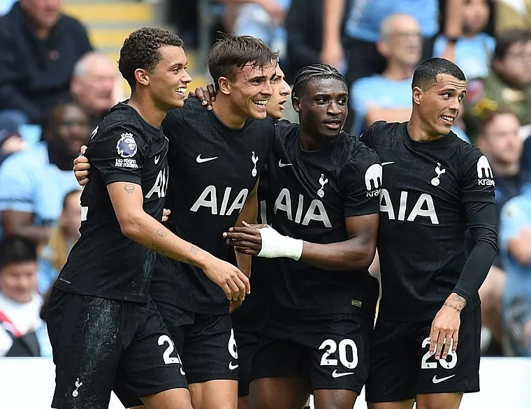 Tottenham City’yi avladı