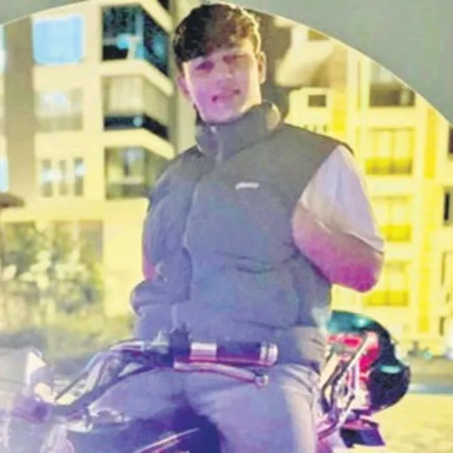 Giresun’da minibüs motosiklete çarptı! Genç sürücü hayatını kaybetti